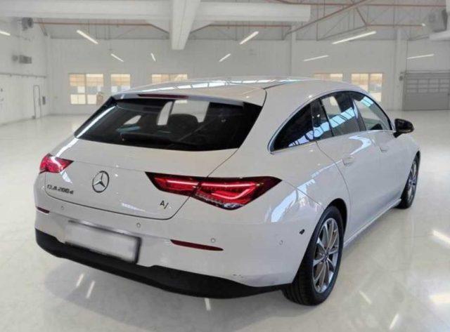 MERCEDES-BENZ CLA 200 d Automatic Shooting Brake Business Extra