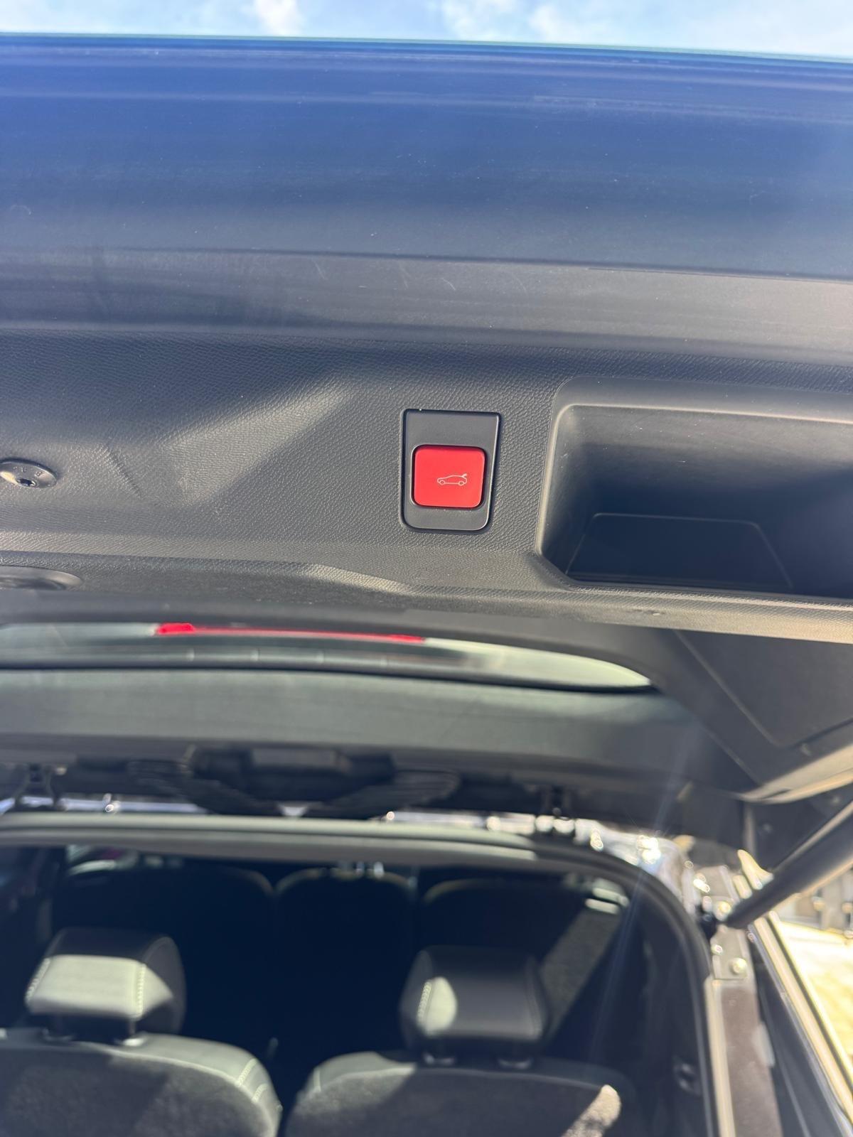 Peugeot 5008 Hybrid 145 e-DCS6 GT