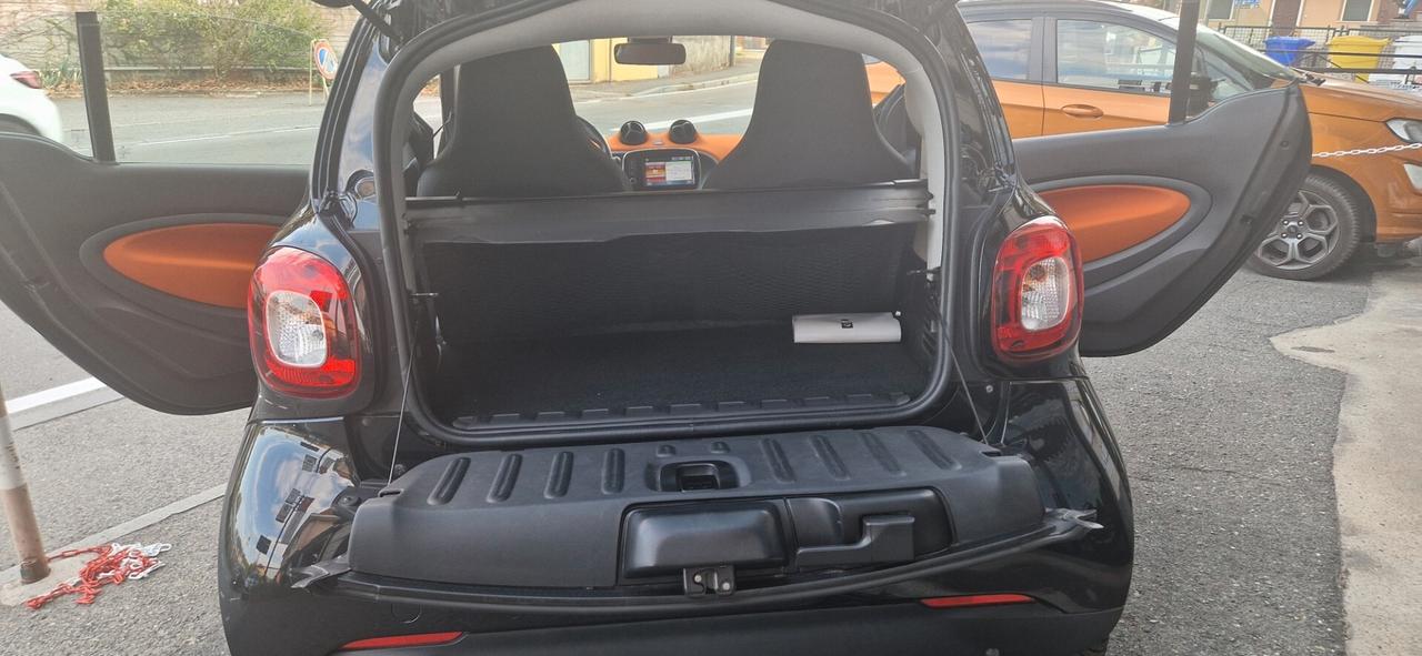Smart ForTwo 70 1.0 twinamic 59.000 KM TAGLIANDI