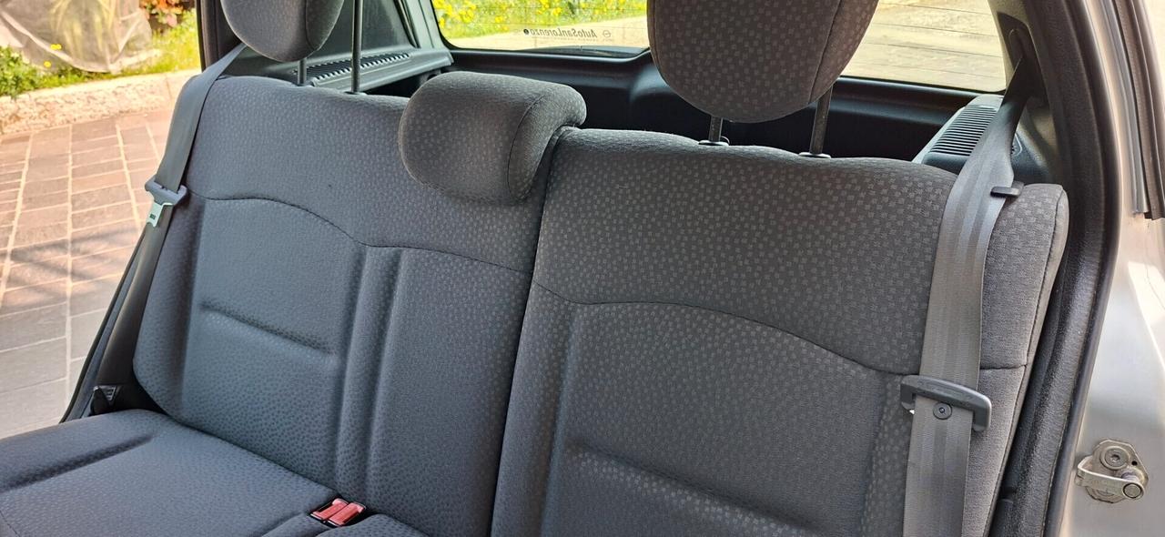 CLIO 1.2 STORIA UNICO PROPRIETARIO IDEALE X NEOPATENTATI