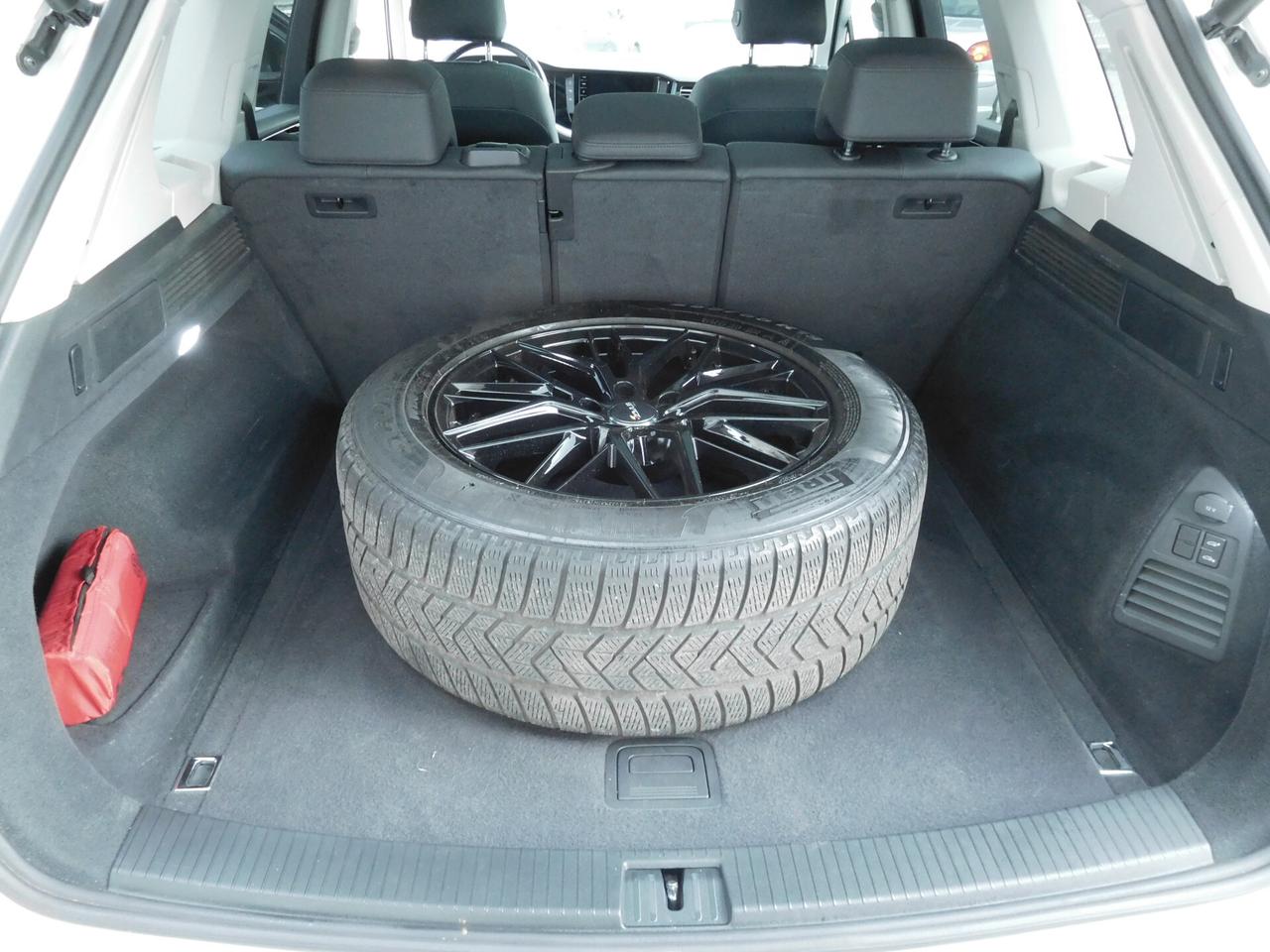 Volkswagen Touareg 3.0 V6 TDI SCR Black Style 231 cv 4Motion