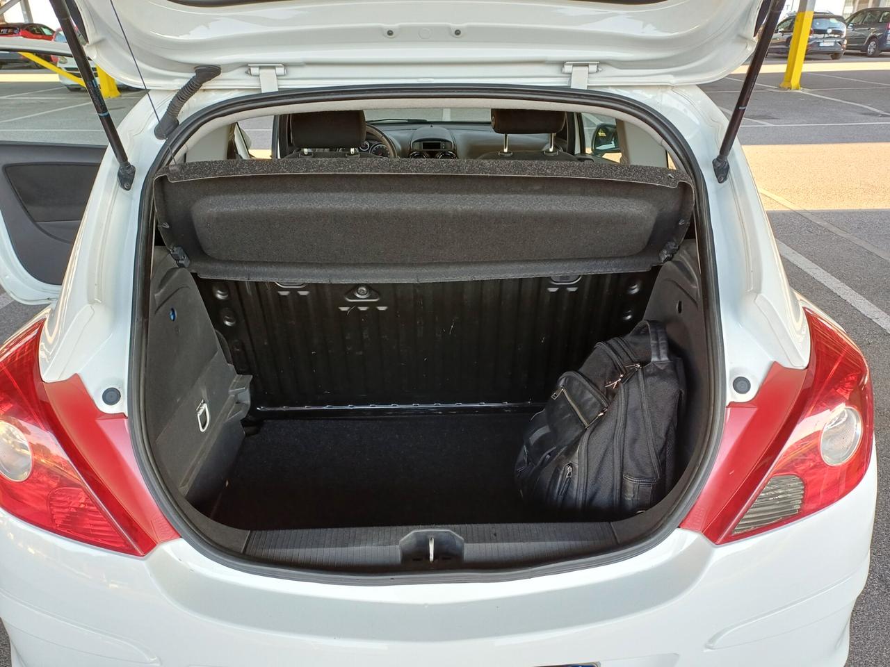 Opel Corsa 1.2 85CV 3 porte GPL-TECH Ecotec