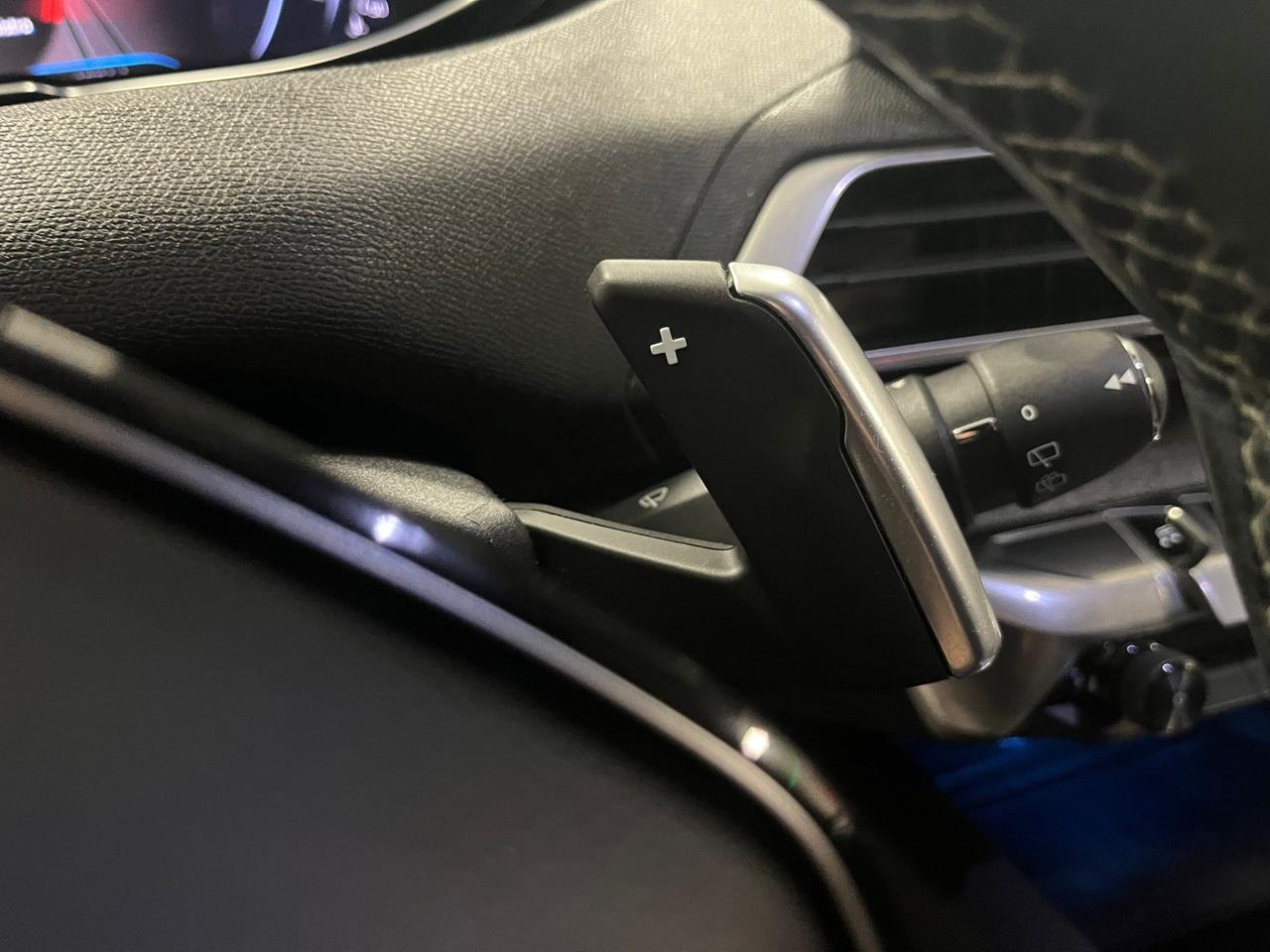 Peugeot 3008 BlueHDi 130 S&S EAT8 Allure