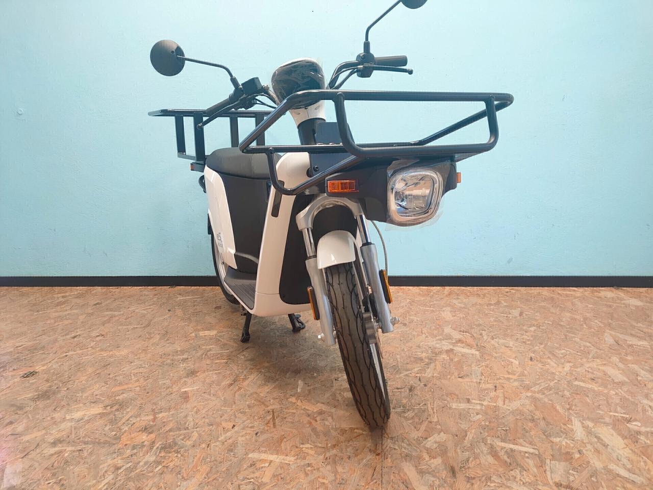 Askoll ES pro K2 45: ideale per il tuo delivery