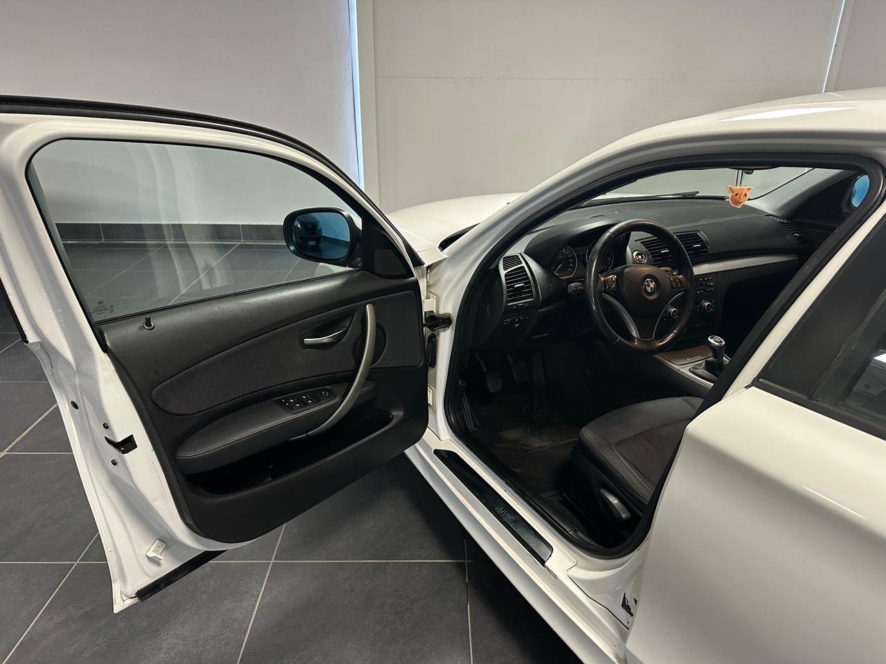 BMW 116D NEOPATENTATI 2.0 ATTIVA 116CV