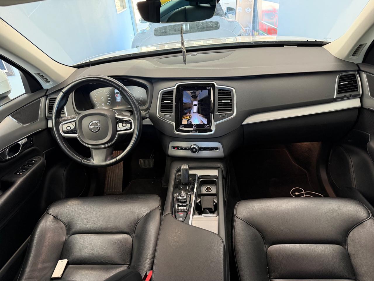 Volvo XC 90 XC90 B5 (d) AWD Geartronic Momentum Pro