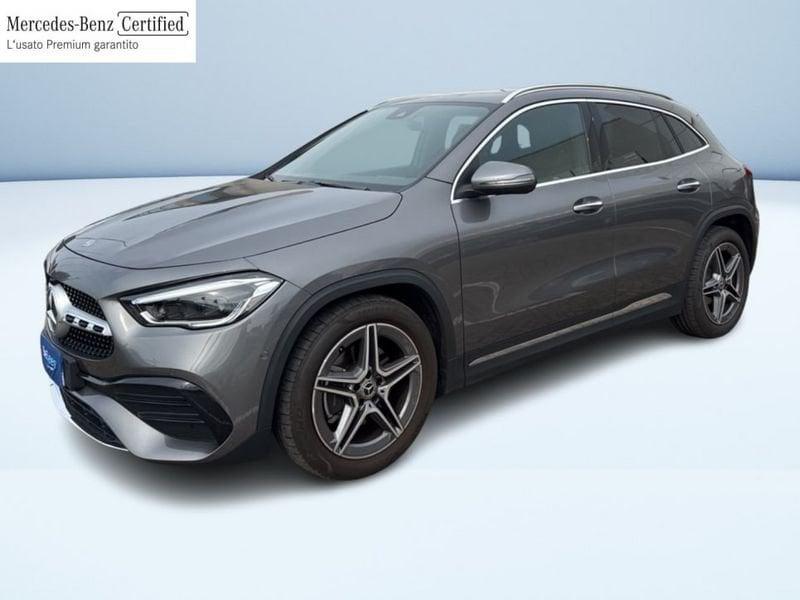 Mercedes-Benz GLA 200 D PREMIUM AUTO