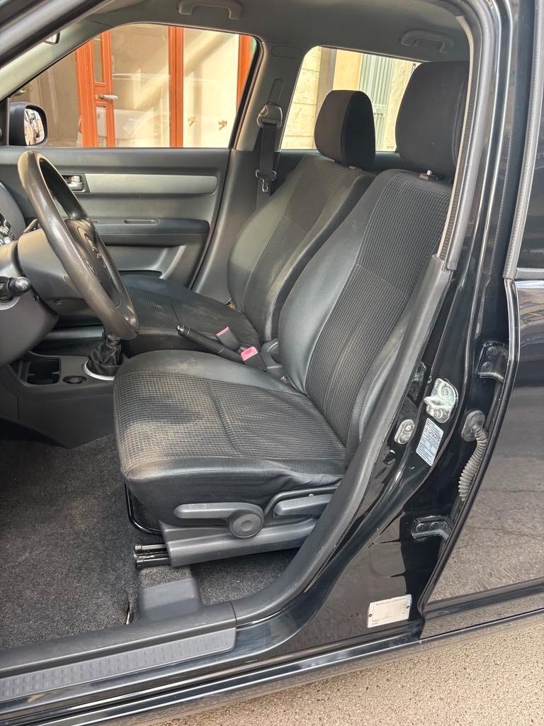 Suzuki Swift 1.3 DDiS 75CV 5p.