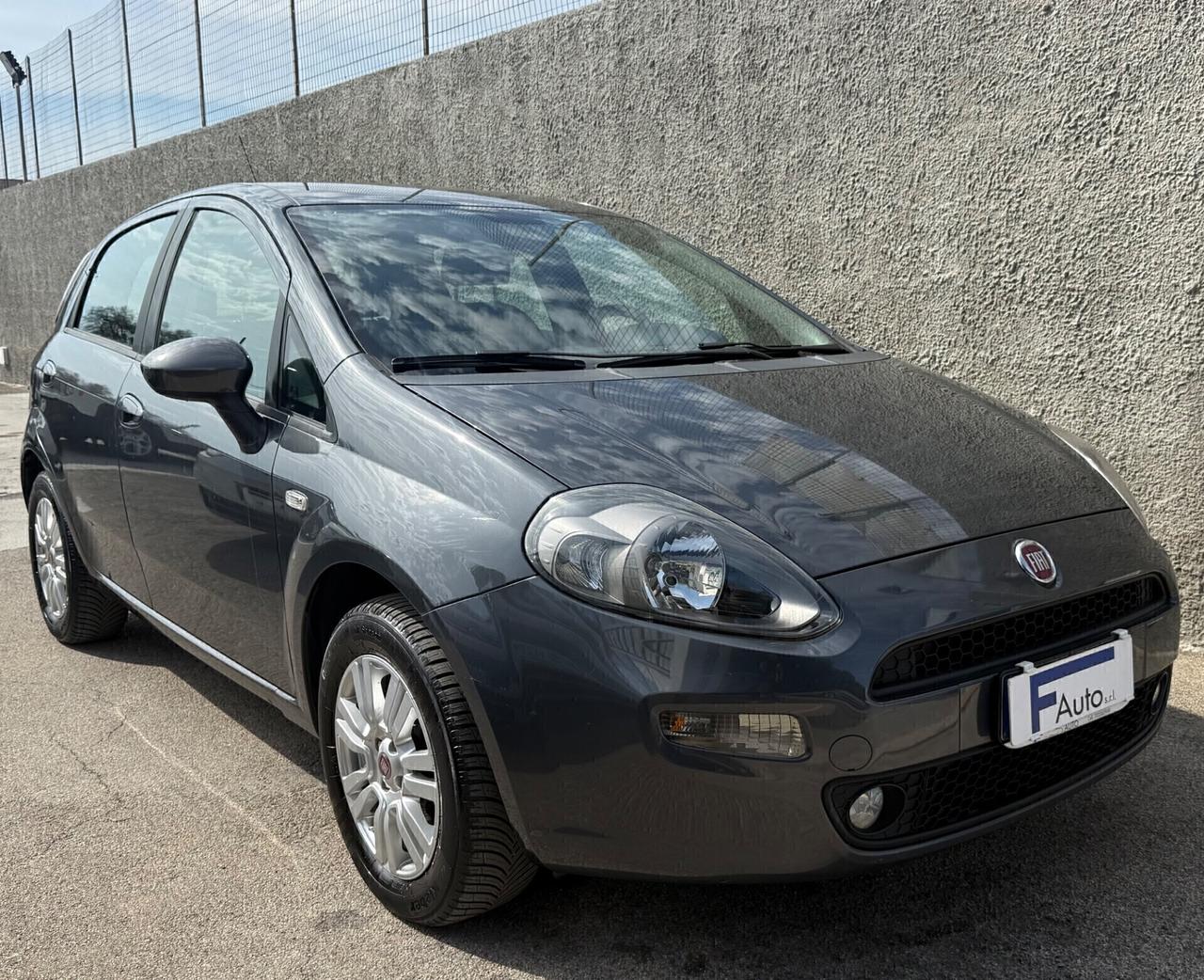 Fiat Punto 1.4 8V 5 porte Easypower Lounge,alcantara,cerchi in lega,comandi al volante,ecc.