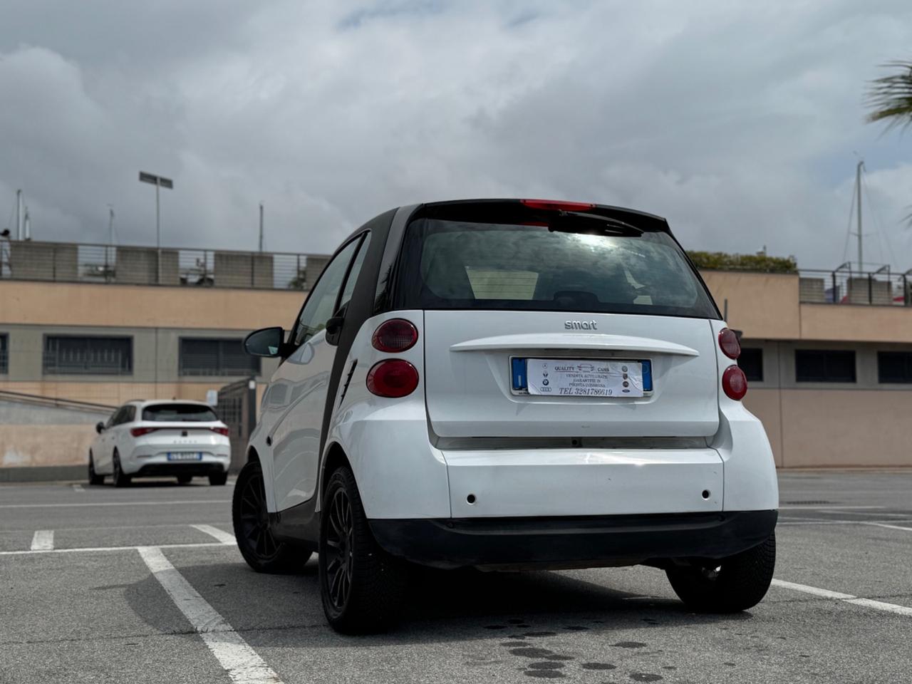 SMART FORTWO 1.0 BENZINA NEO PATENTATI 2008 12 MESI DI GARANZIA