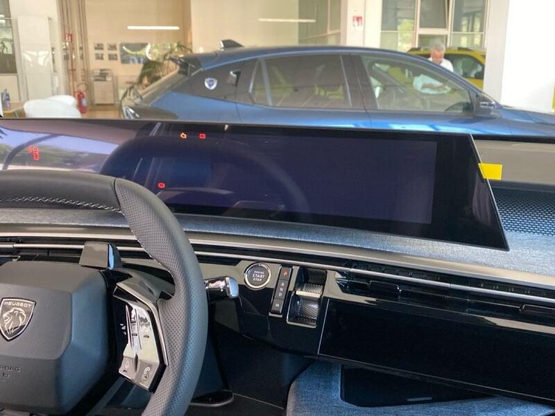 Peugeot 3008 Hybrid 145 GT e-DCS 6