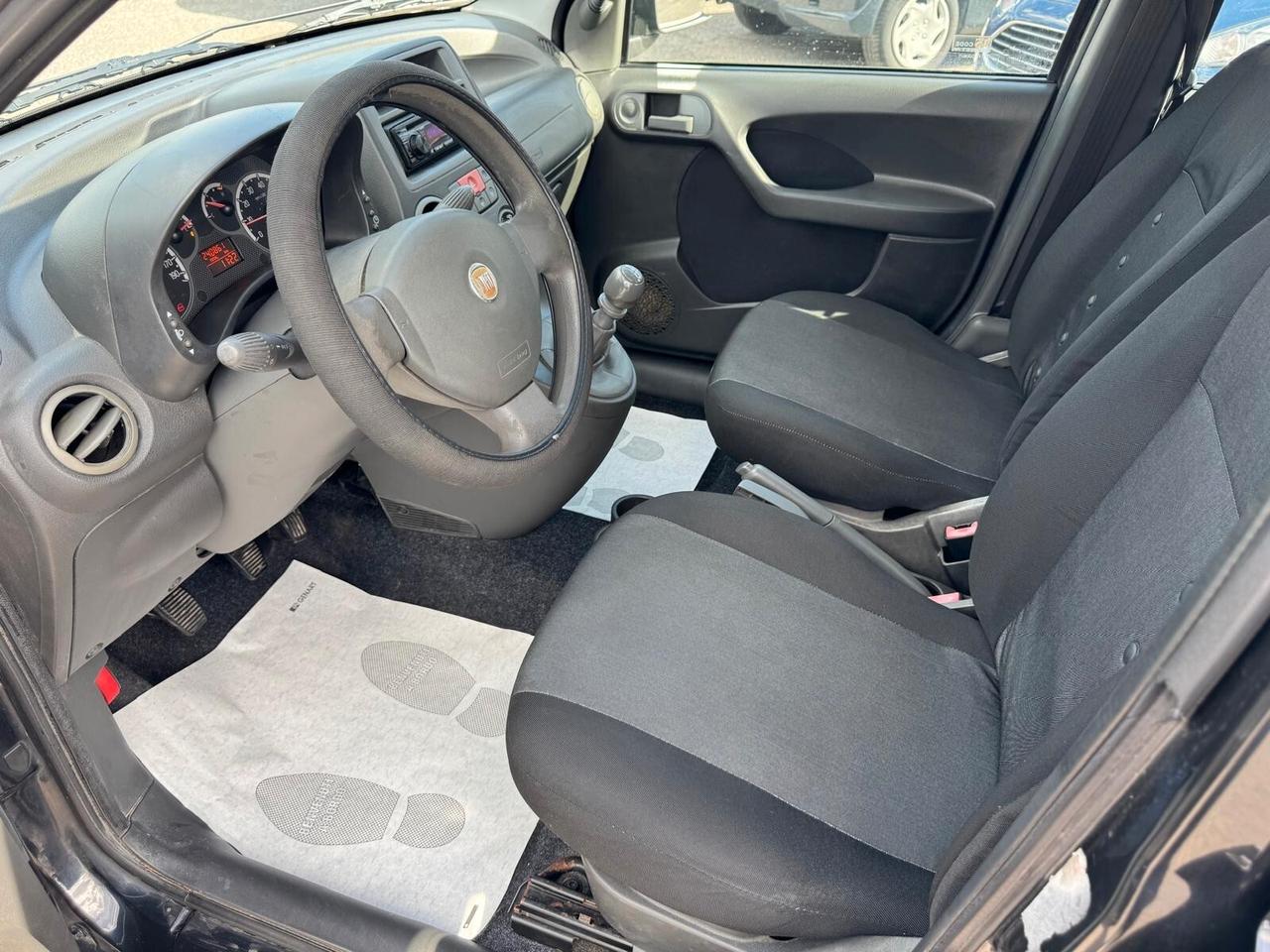 Fiat Panda 1.2 BENZINA NEOPATENTATI 2011