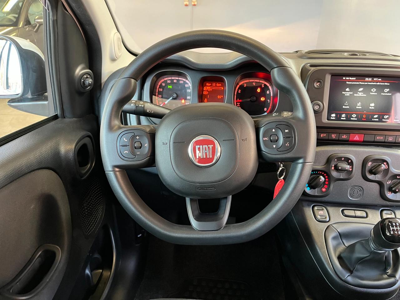 Fiat Panda 1.0 HYBRID 70cv CROSS - PREZZO REALE