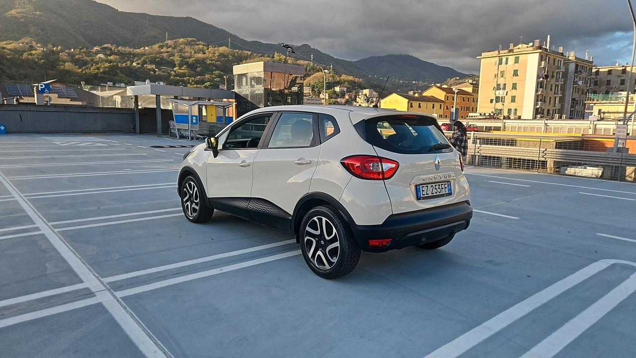 Renault Captur 0.9 TCe 12V 90 CV Start&Stop Energy R-Link