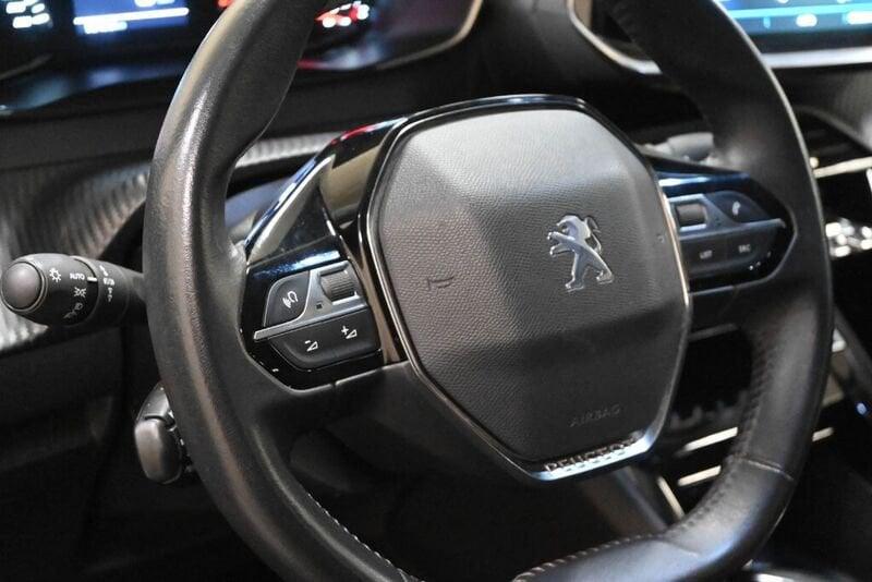 Peugeot 2008 2008 PureTech 100 S&S Allure