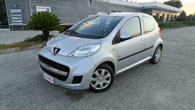 PEUGEOT 107 1.0 68CV 5p. Sweet Years 2Tronic