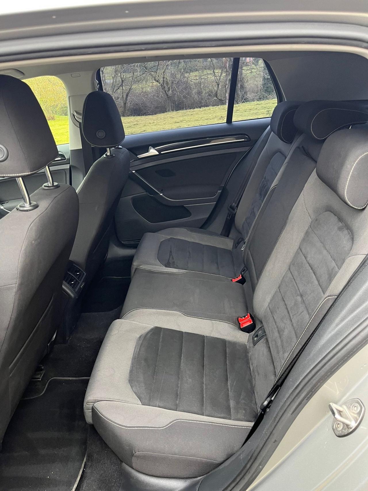 VOLKSWAGEN GOLF 1.4 TGI 110cv DSG FINE 2016