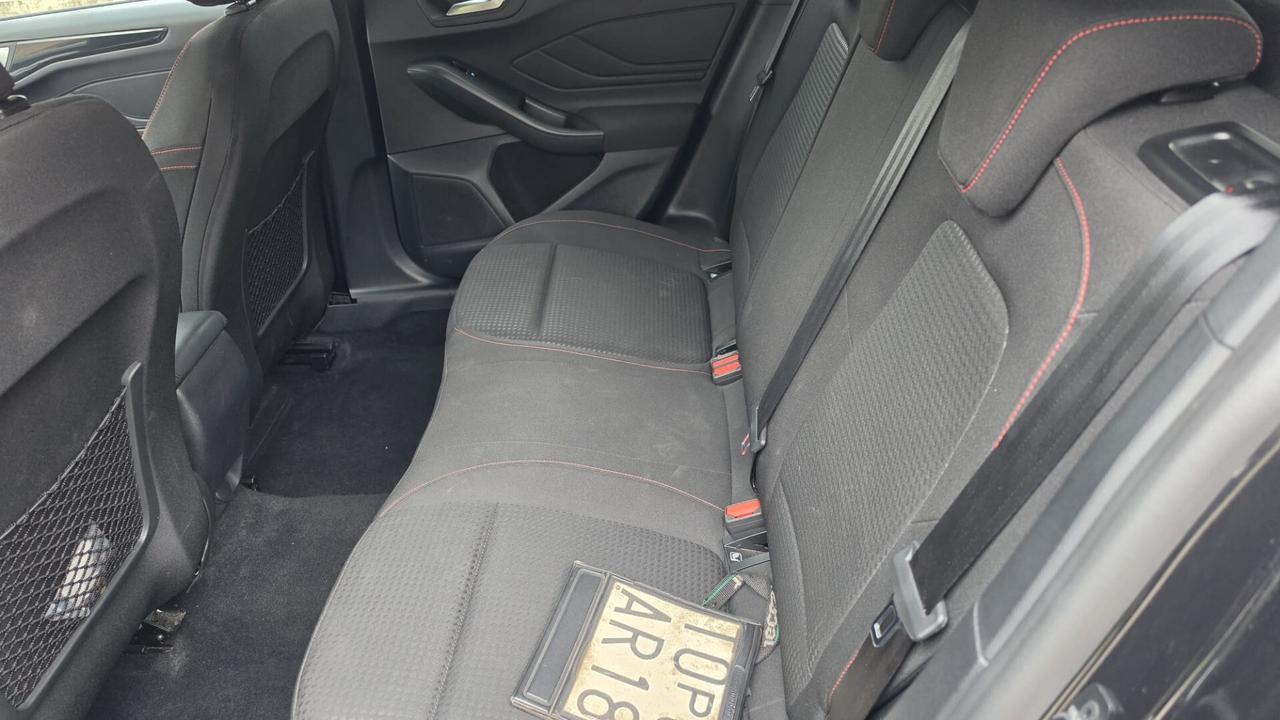 Ford Focus 1.0 EcoBoost Hybrid 125 CV 5p. ST-Line X UNICO PROPRIETARIO OK NEOPATENTATI