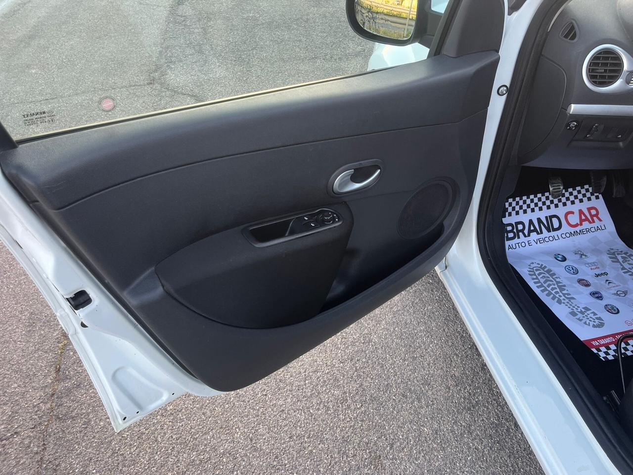 Renault Clio 1.2 5 porte GPL Dynamique 2012