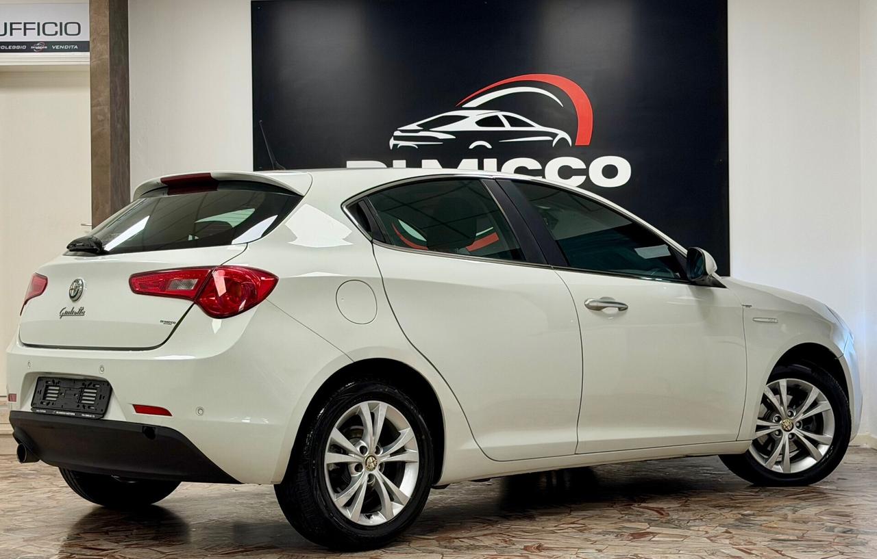 Alfa Romeo Giulietta 1.6 JTDm-2 105 CV Exclusive
