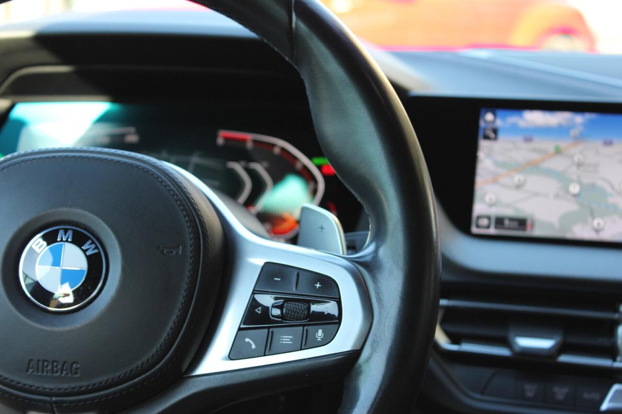 BMW 118D MSPORT AUTO PINZE FRENI BREMBO CERCHI DA 19''