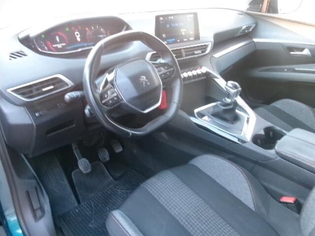 Peugeot 5008 BlueHDi 120 S&S Allure