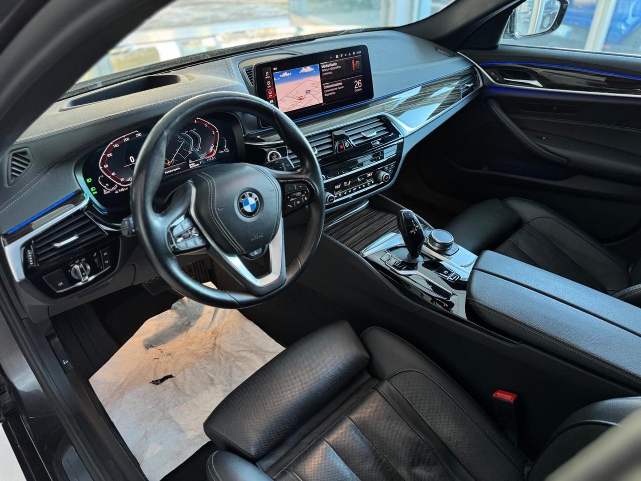 Bmw 520d xDrive Luxury TETTO LASER ACC