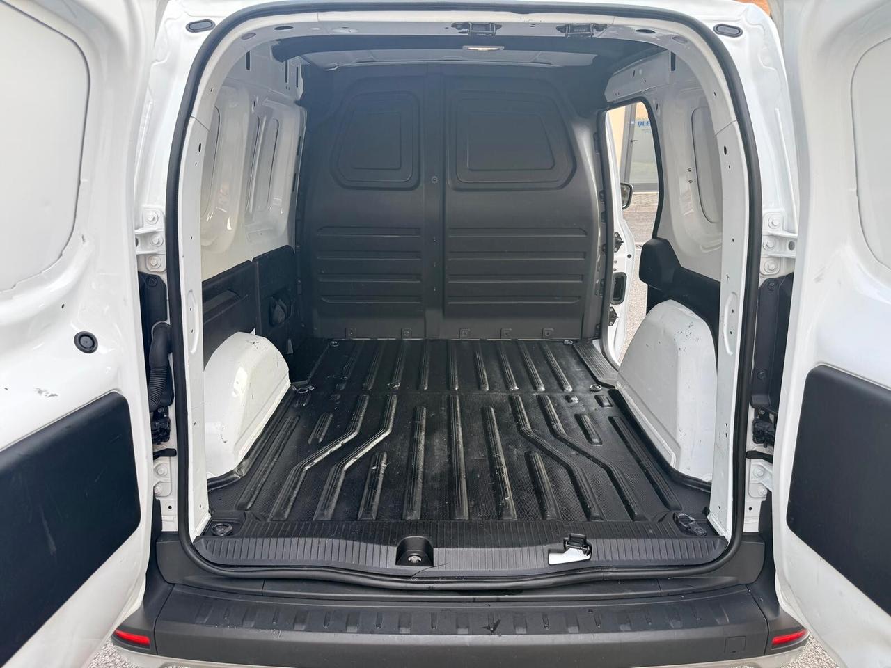 NISSAN VAN 1.3 130CV N-CONNECTA L1H1 3P PP2B PLS *CARPLAY/TELECAMERA/SENSORI/C.C. ADATTIIVO/