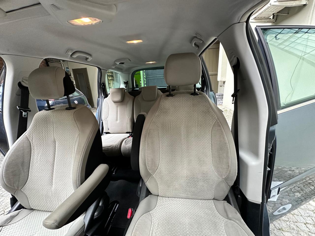 Citroen C4 Grand Picasso 1.6 HDi * 7 POSTI *