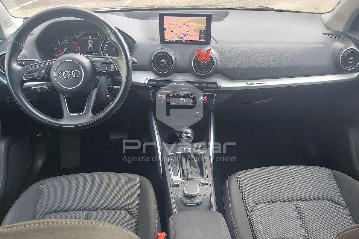 AUDI Q2 30 TDI S tronic Business