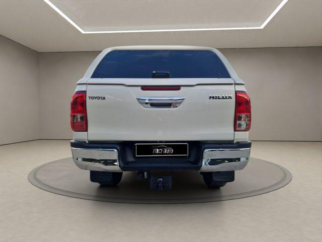 TOYOTA Hilux 2.4 D-4D A/T 4WD 4 porte Double Cab Executive