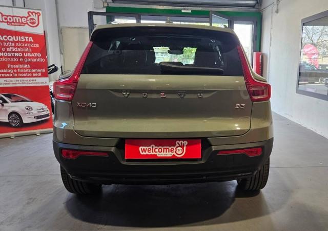 Volvo XC40 2.0 b3 Ultra Dark auto