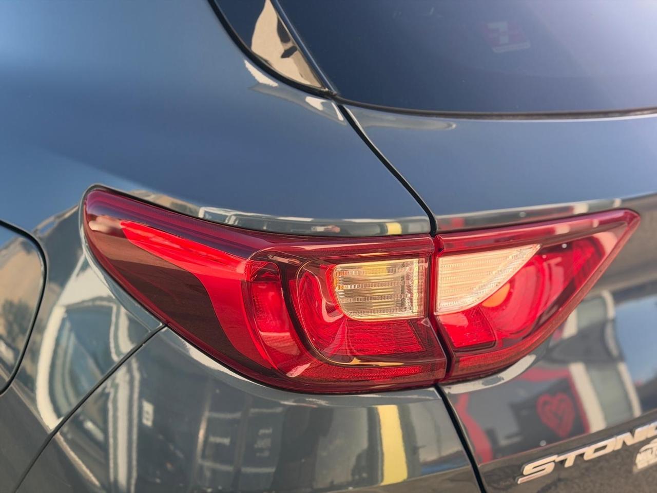 Kia Stonic 1.0 T-GDi 100 CV MHEV iMT GT Line