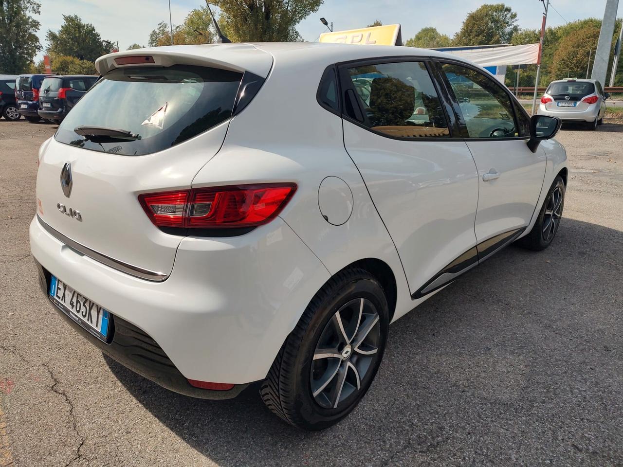 Renault Clio 1.2 75CV GPL 5 porte Live, BENZINA\GPL, OK NEOPATENTATI
