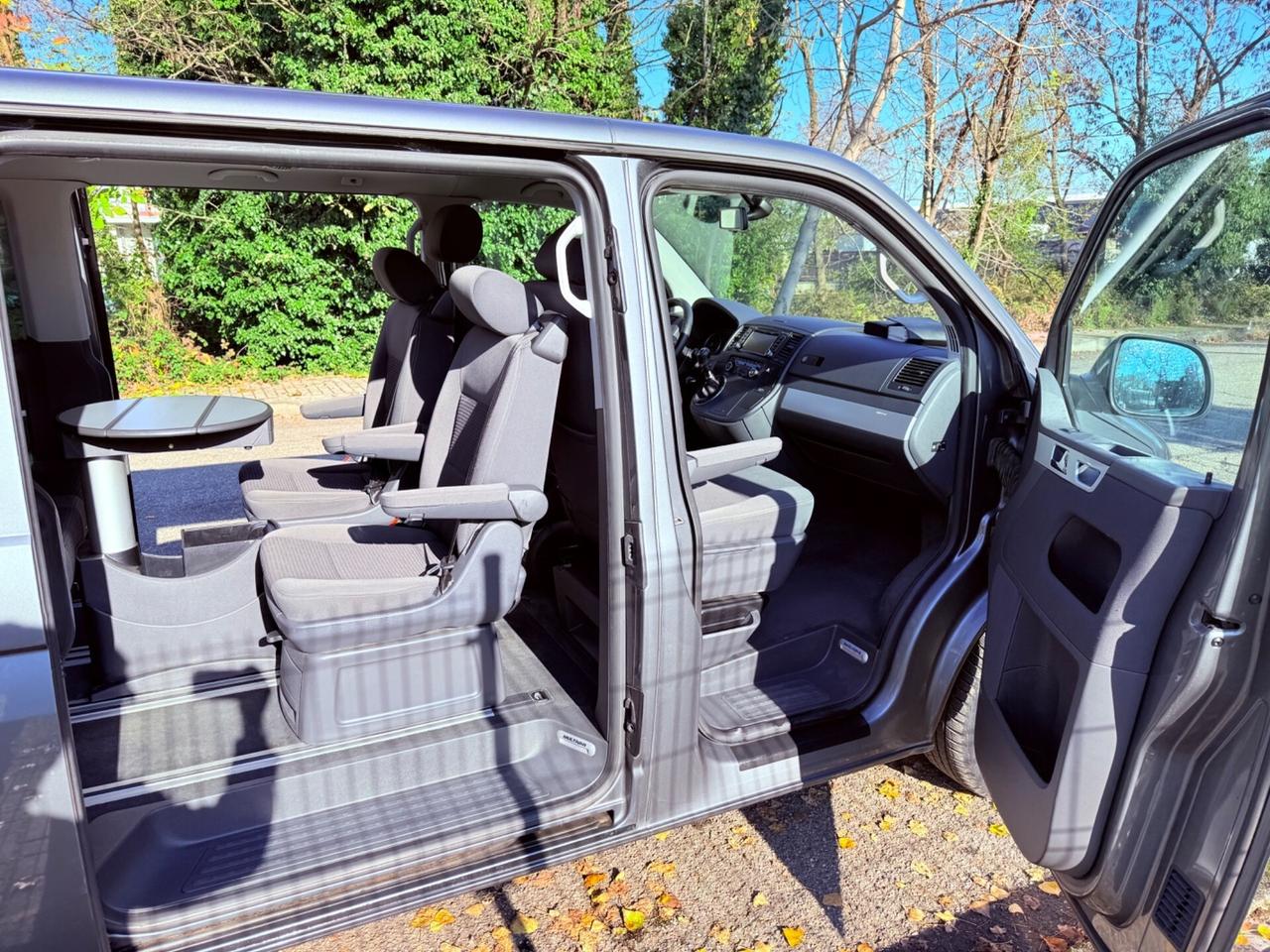 VW Multivan-PARI AL NUOVO 160km 7 POSTI-OK PERMUTE