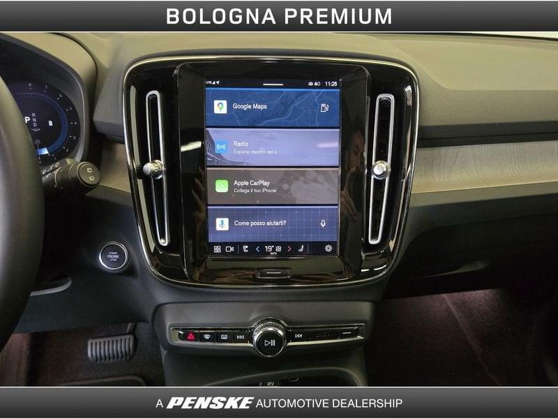 Volvo XC40 XC40 B4 AWD automatico Ultimate Dark