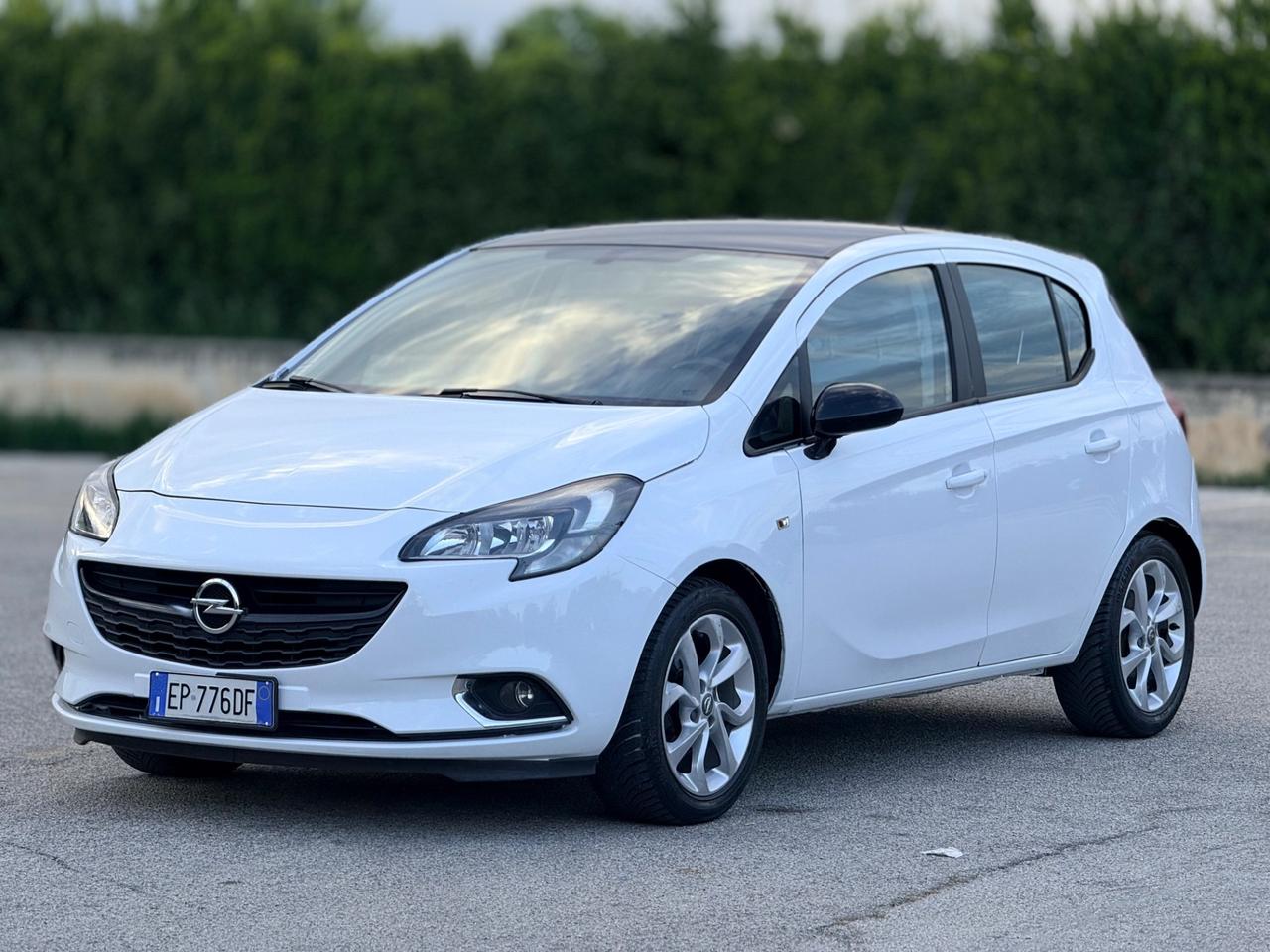 Opel Corsa 1.4 benzina Automatica