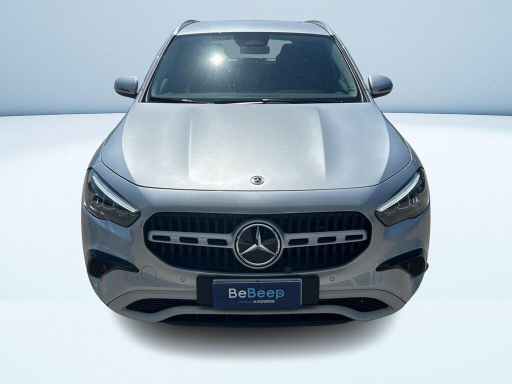 Mercedes GLA 180 180 D Advanced 8G-DCT