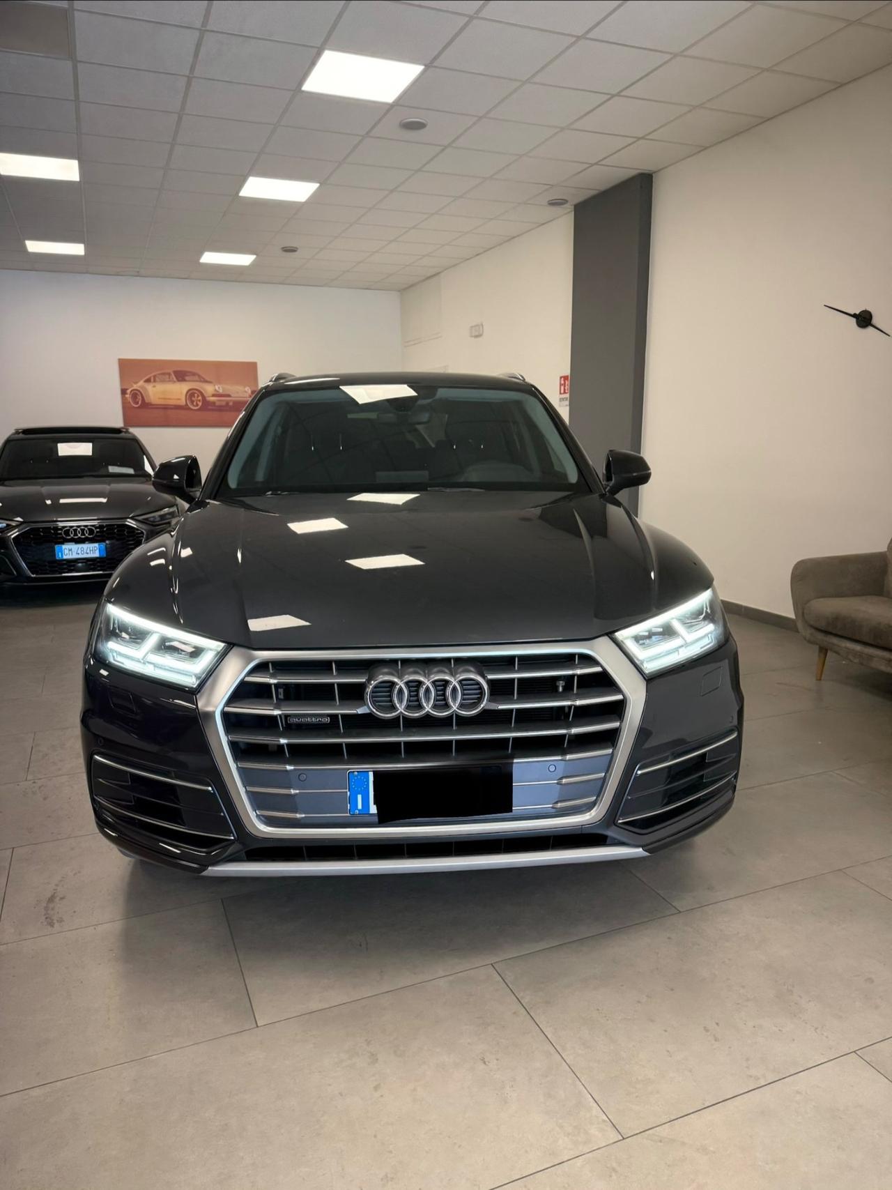 Audi Q5 40 TDI quattro S tronic Business Sport