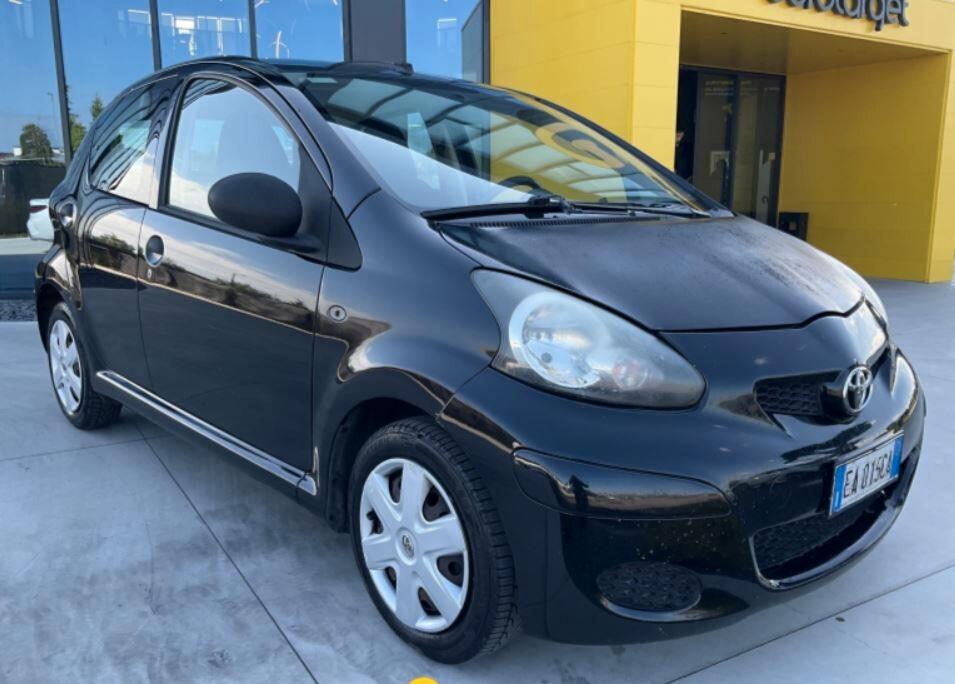 Toyota Aygo 1.0 12V VVT-i 5 porte