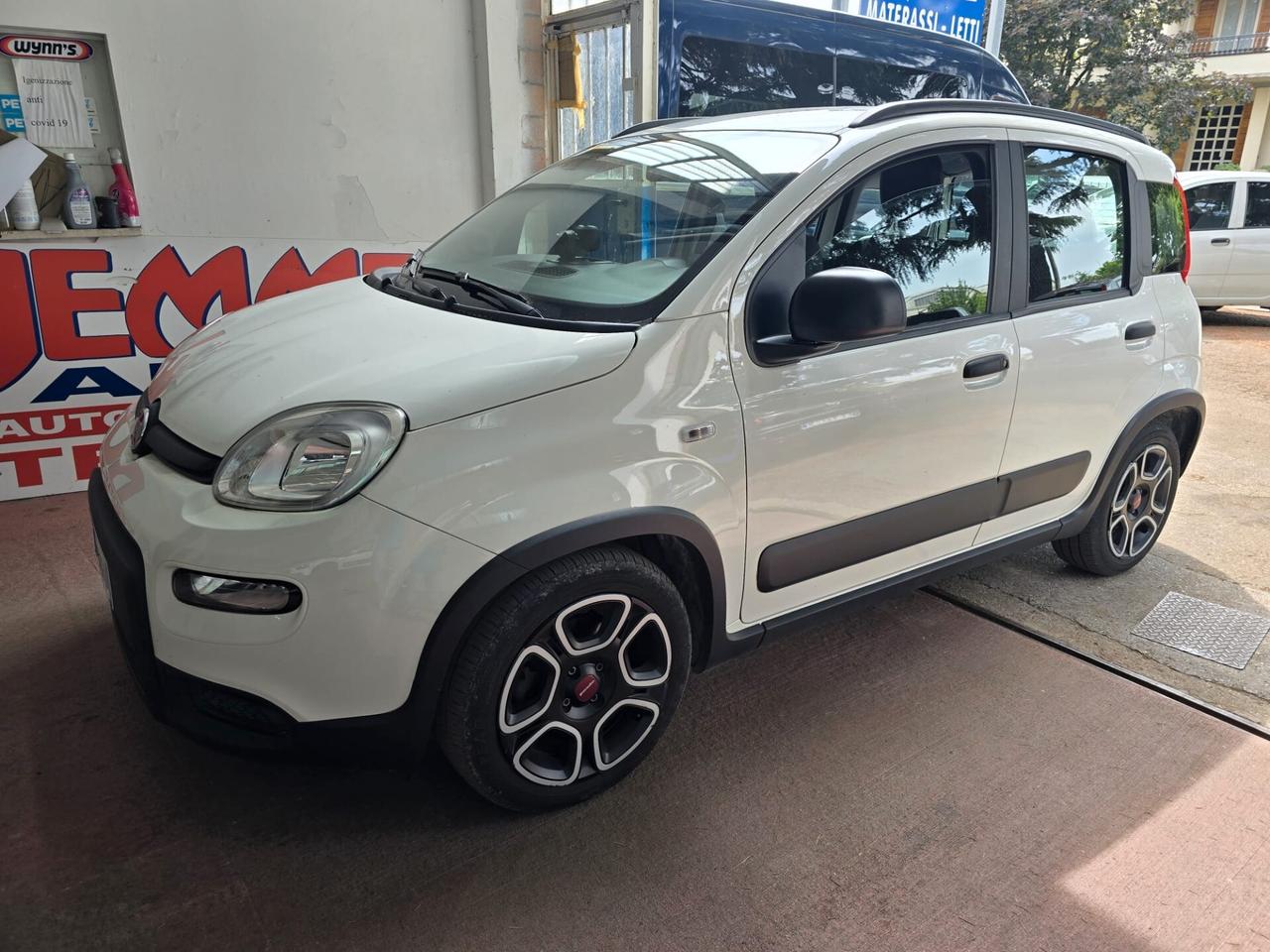 Fiat Panda 1.0 FireFly S&S Hybrid rate da 165,00mese
