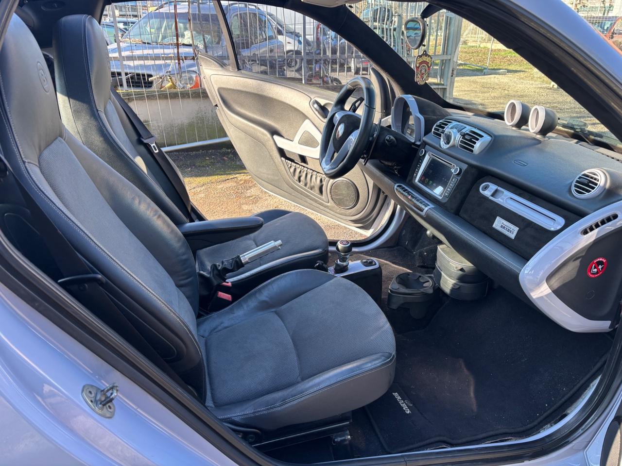 Smart ForTwo 1000 72 kW cabrio BRABUS Xclusive