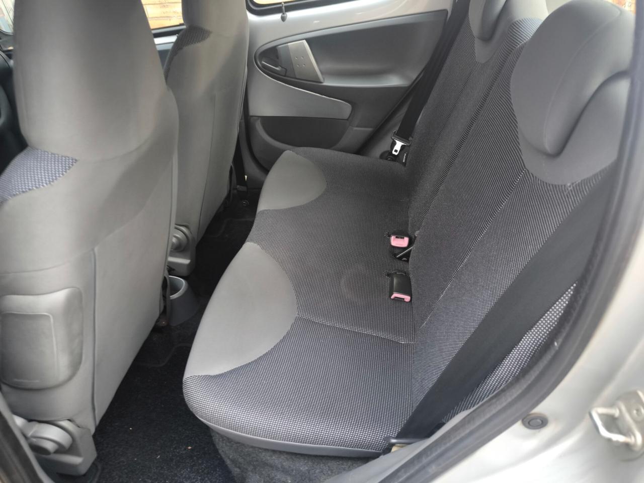 Peugeot 107 1.0 68CV 5p. Plaisir