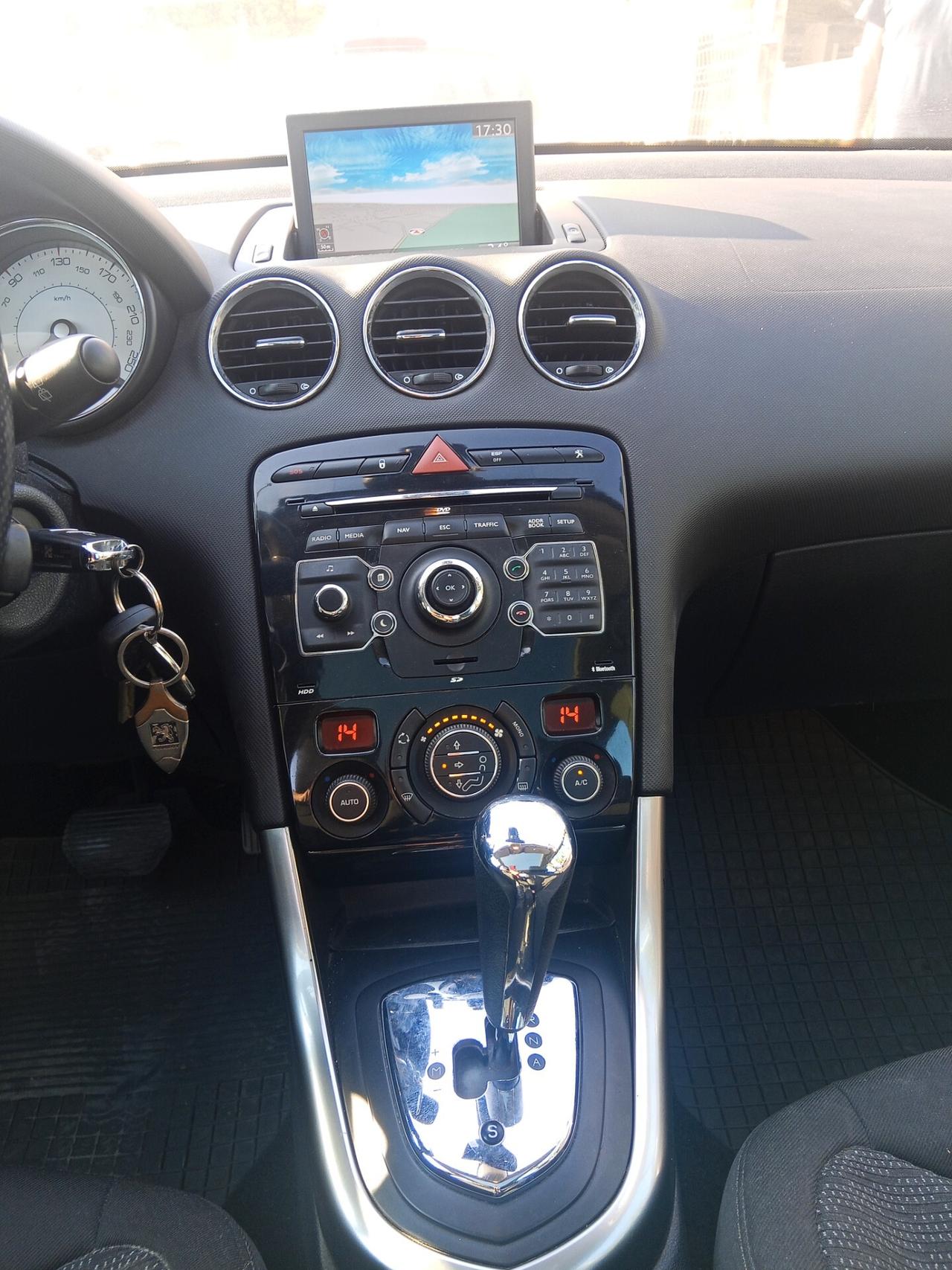 Peugeot 308 1.6 8V e-HDi 112CV Stop&Start robotiz. 5p. Active