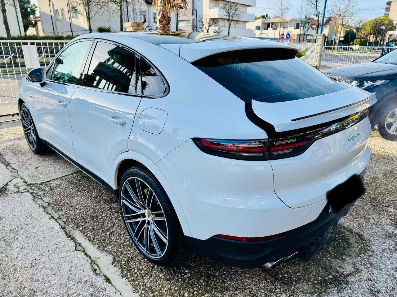 PORSCHE CAYENNE COUPE 3.0 462cv FULL FULL (PERMUTO)