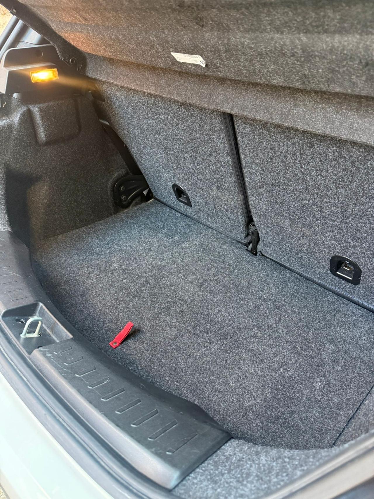 Lancia Ypsilon 1.0 FireFly 5 porte S&S Hybrid Ecochic Silver