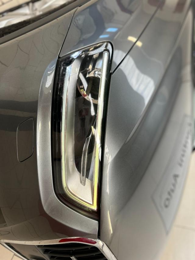 AUDI Q3 2.0 TDI quattro S tronic Advanced