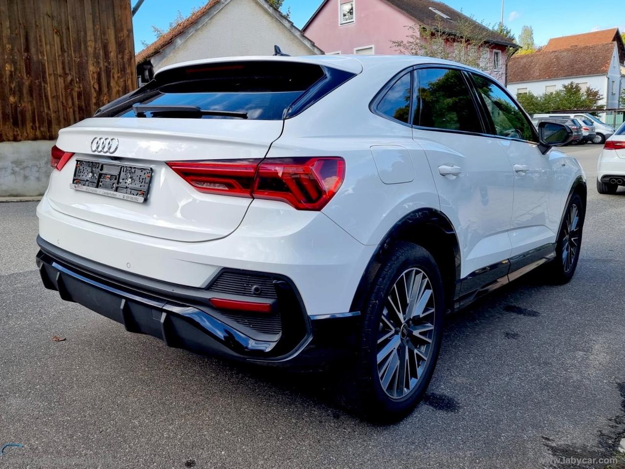 AUDI Q3 SPORTBACK 2.0TDI S-tronic S-line LED NAVI CERCHI 19 GANCIO TRAINO