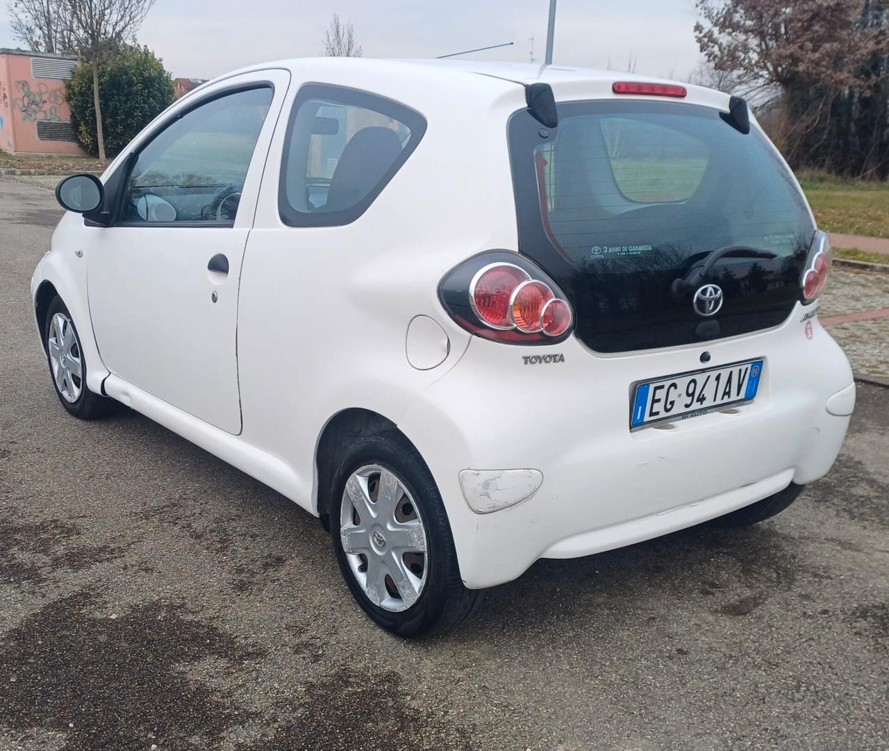 Toyota Aygo 1.0 12V VVT-i 3 porte Now Connect