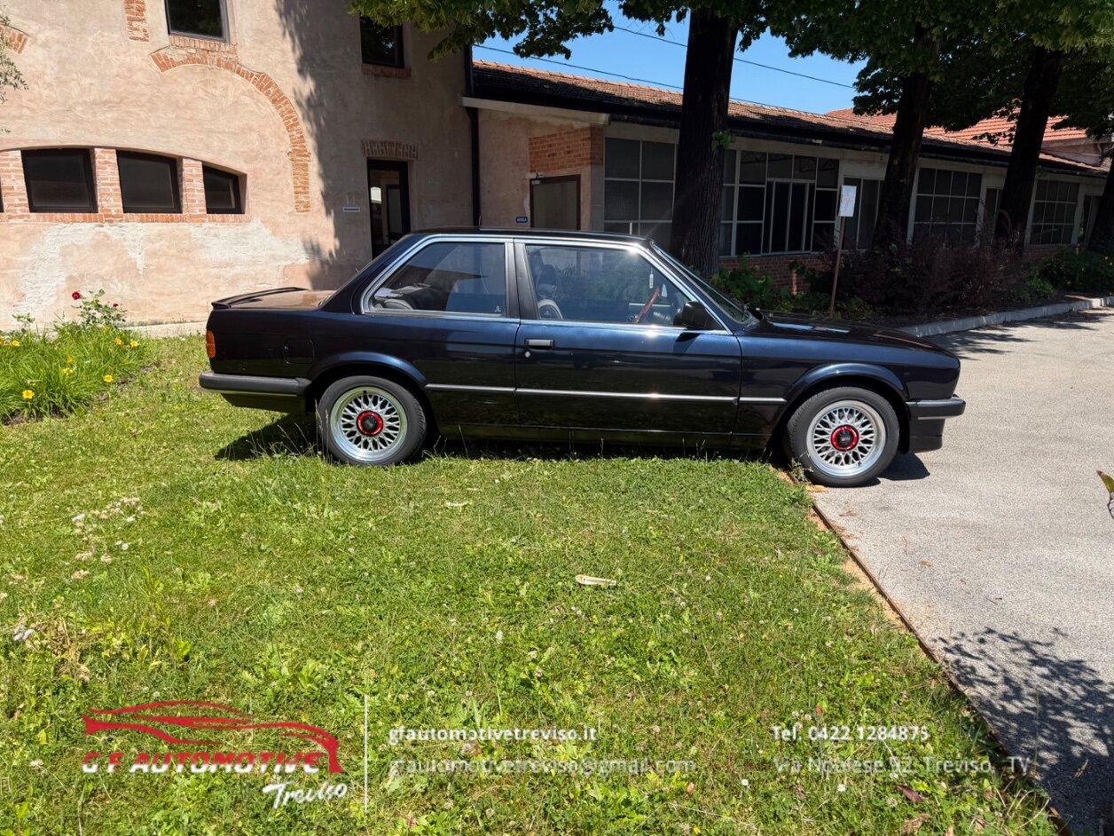 BMW 316 i 2p